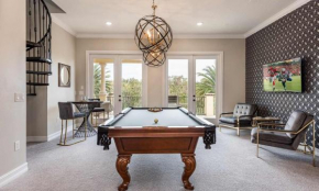Luxury 5 Bdrm Villa with Elegant Living Space at Reunion
